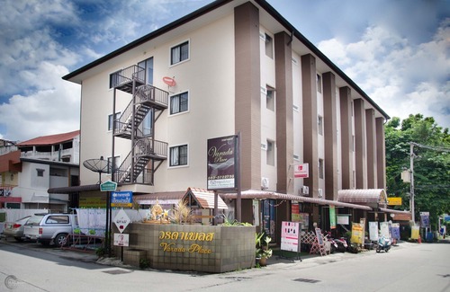 Chang Phueak Hotel | Varada Place