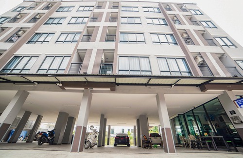 Ladprao Hotel | Plearnwan Deluxe Mansion