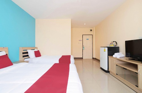 Wang Nam Khiao Hotel | Shahana Hill Hotel