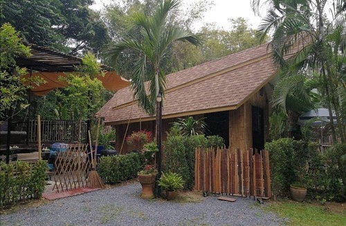 Khanong Phra Hotel | Brookhouse at Khaoyai