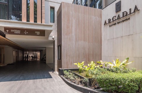 Ploenchit Hotel | Arcadia Suites Ploenchit Sukhumvit by Compass Hospitality