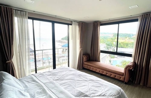 Saen Suk Condo | The High one condominium ที่พักผ่อนหย่อนใจวิวทะเล