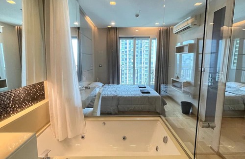 Makkasan Apartment | Chic Luxury Retreat in Asoke, Bangkok