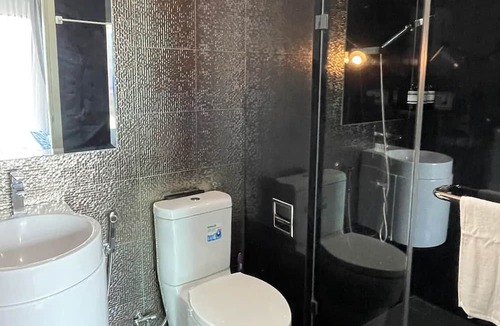 Khlong Tan Apartment | Fully Equipped Kitchen 5min to BTS with City View