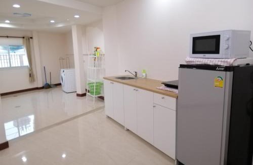 Ban Pong Apartment | Kim​ banpong