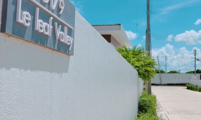 Hin Lek Fai Hotel | J Pool Villa Huahin