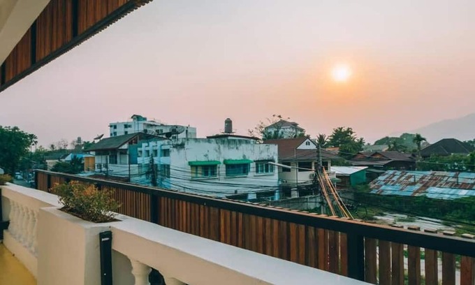 Wua Lai Hostel | North Hostel Chiangmai